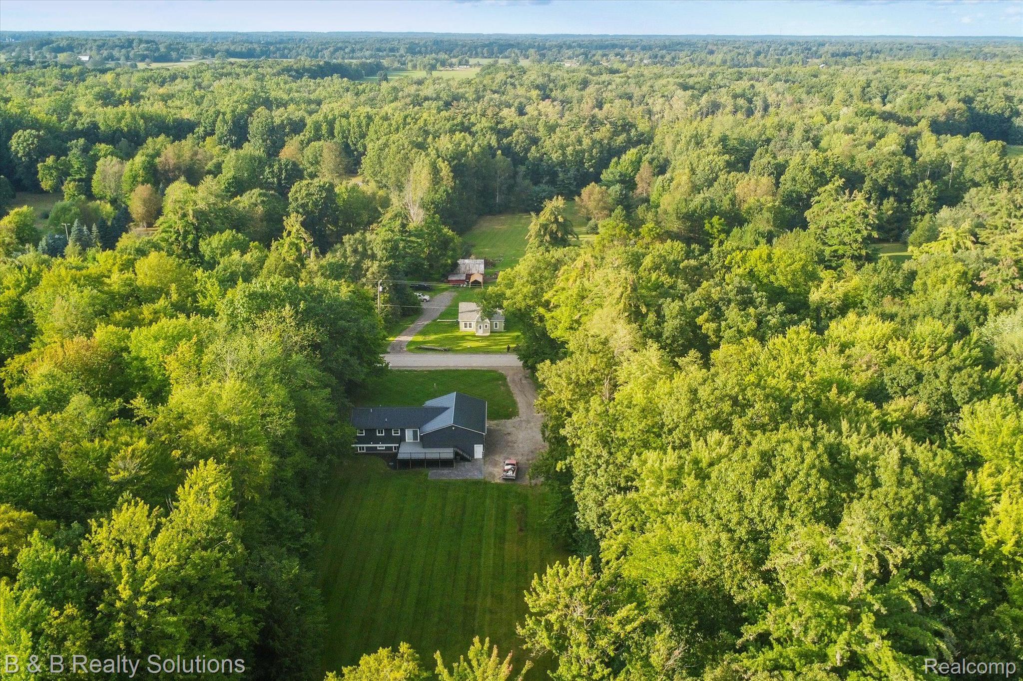 557 Barnes Lake Road Columbiaville, MI 48421 - Photo 60 of 64 Gallery Image 60
