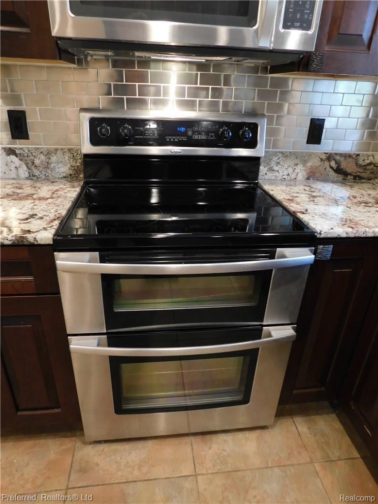 3745 Quarton Road Bloomfield Hills, MI 48302 - Photo 16 of 43 Stainless.JPG