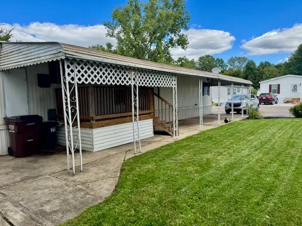 $23,500 | 210 Sugarbush Lane, Belleville, MI 48111