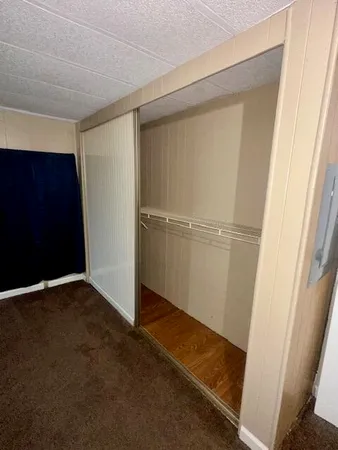 $23,500 | 210 Sugarbush Lane, Belleville, MI 48111