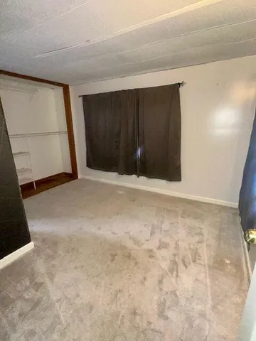 $28,000 | 210 Sugarbush Lane, Belleville, MI 48111