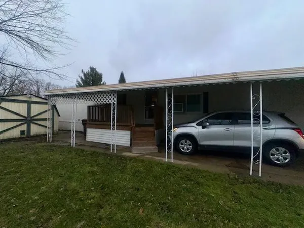 $23,500 | 210 Sugarbush Lane, Belleville, MI 48111