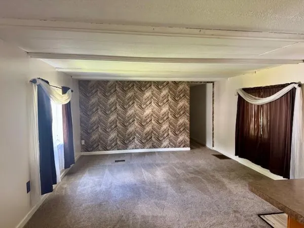 $23,500 | 210 Sugarbush Lane, Belleville, MI 48111