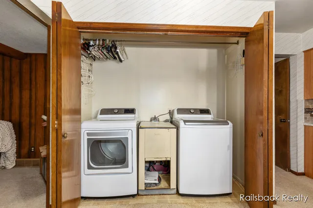 $369,900 | 3535 Bromley Drive Southeast, Grand Rapids, MI 49508