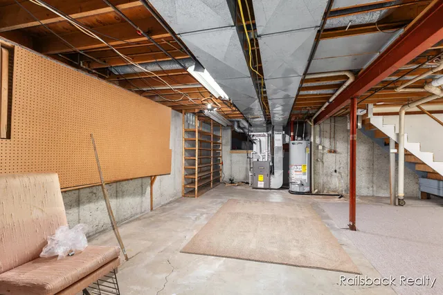 $369,900 | 3535 Bromley Drive Southeast, Grand Rapids, MI 49508