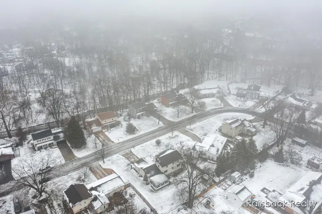 $369,900 | 3535 Bromley Drive Southeast, Grand Rapids, MI 49508