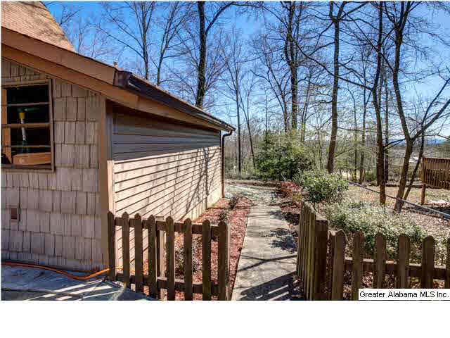 3941 Rock Ridge Road Birmingham, AL 35210 - Photo 3 of 28