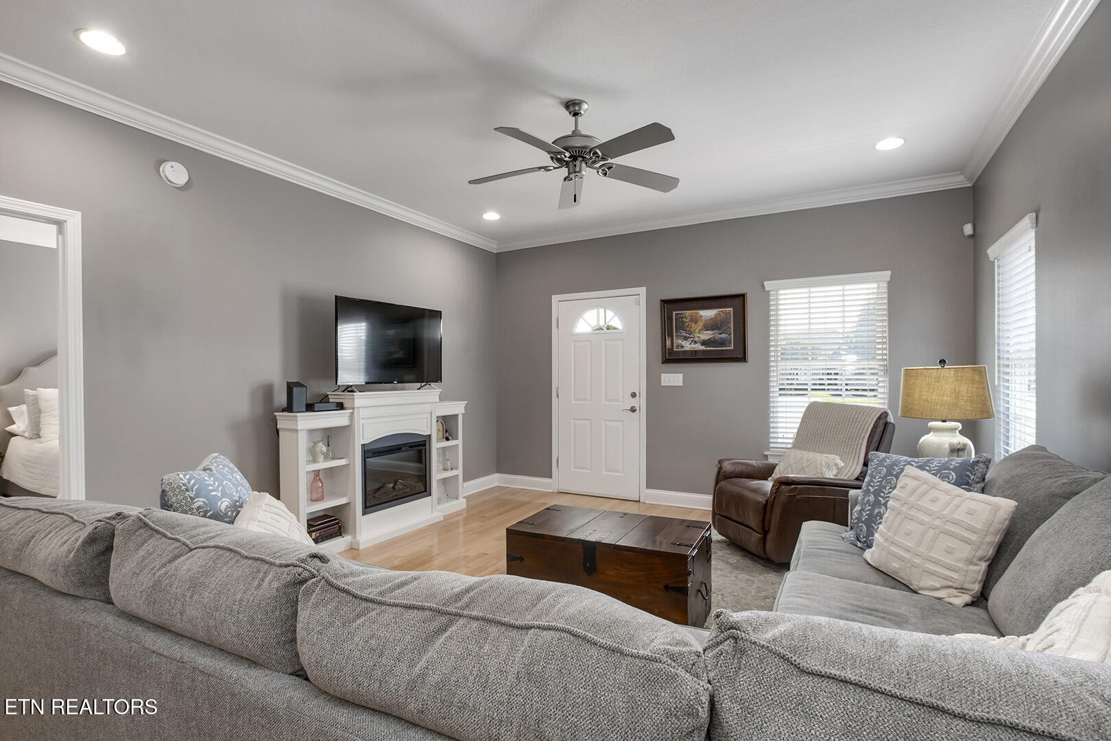 107 Liberty Court Oak Ridge, TN 37830 - Photo 8 of 32 Gallery Image 8