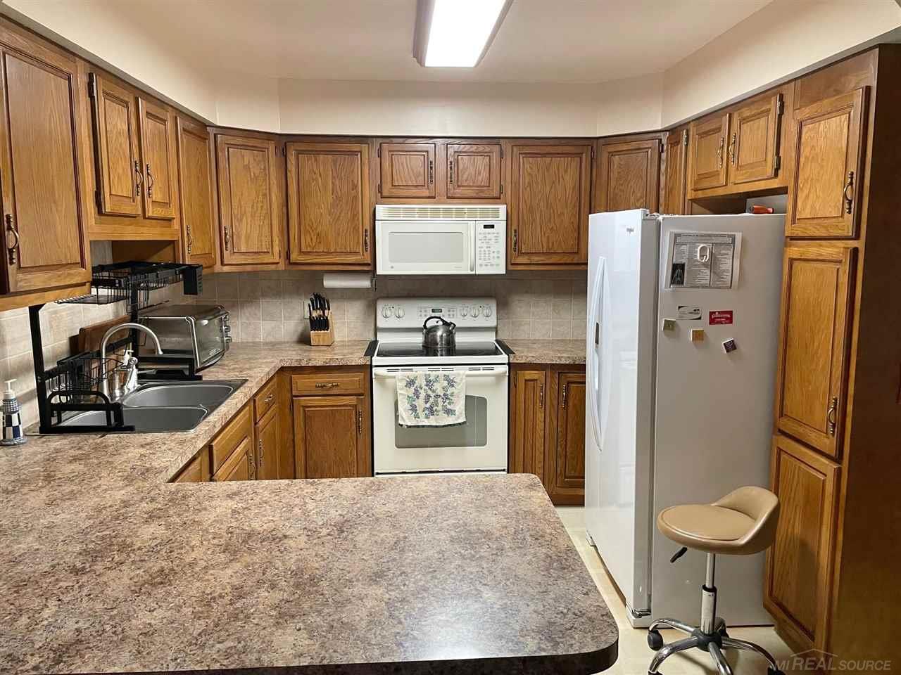 188 Maple Circle Sandusky, MI 48471 - Photo 4 of 27 50058725-3.JPG