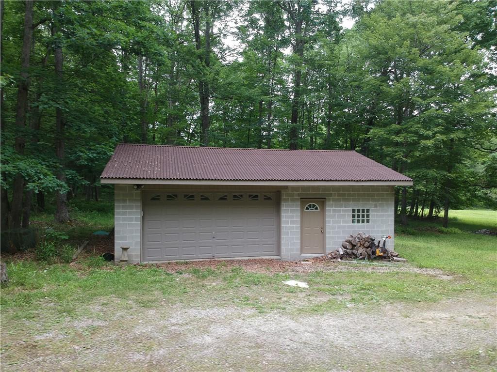465 Braddock Road Farmington, PA 15437 - Photo 3 of 25 Gallery Image 3