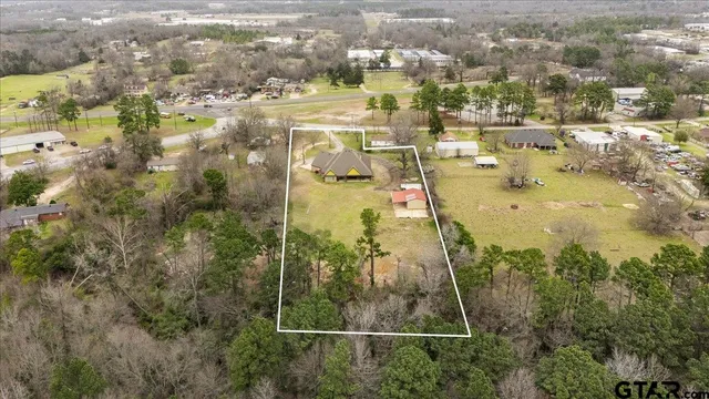 $774,900 | 4352 Farm To Market Road 850, Tyler, TX 75705