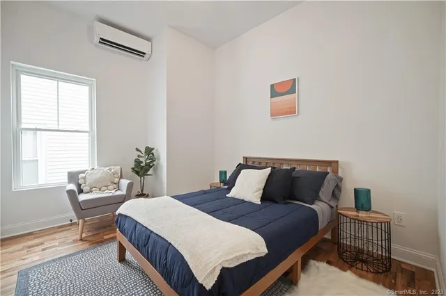 $4,100 | 75 Henry Street, Unit 3WEST, Stamford, CT 06902