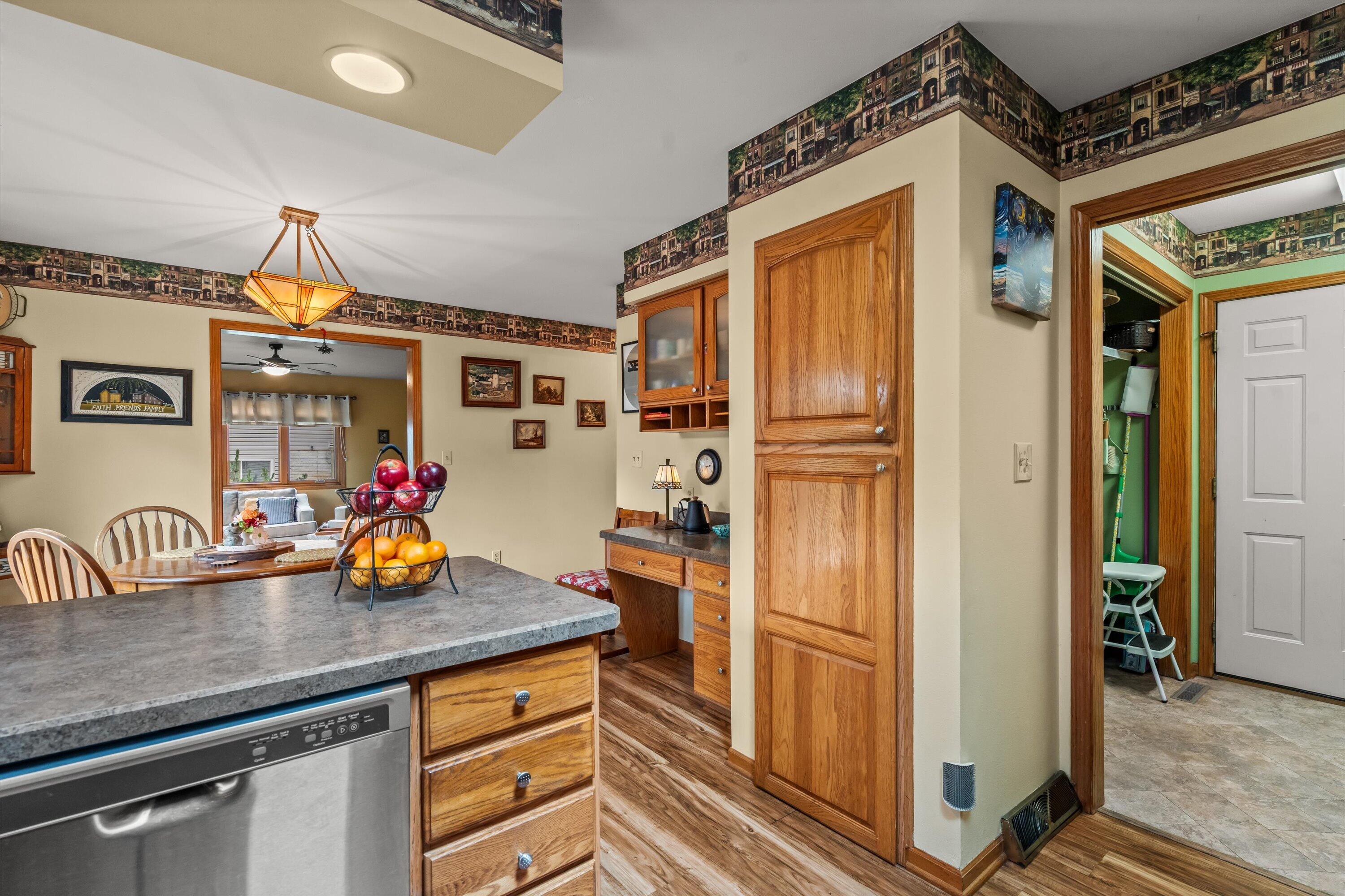 3250 Wood Road Mount Pleasant, WI 53406 - Photo 38 of 61 Kitchen