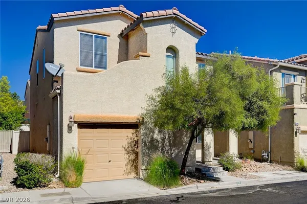 $1,950 | 8444 Lucero Avenue, Las Vegas, NV 89149