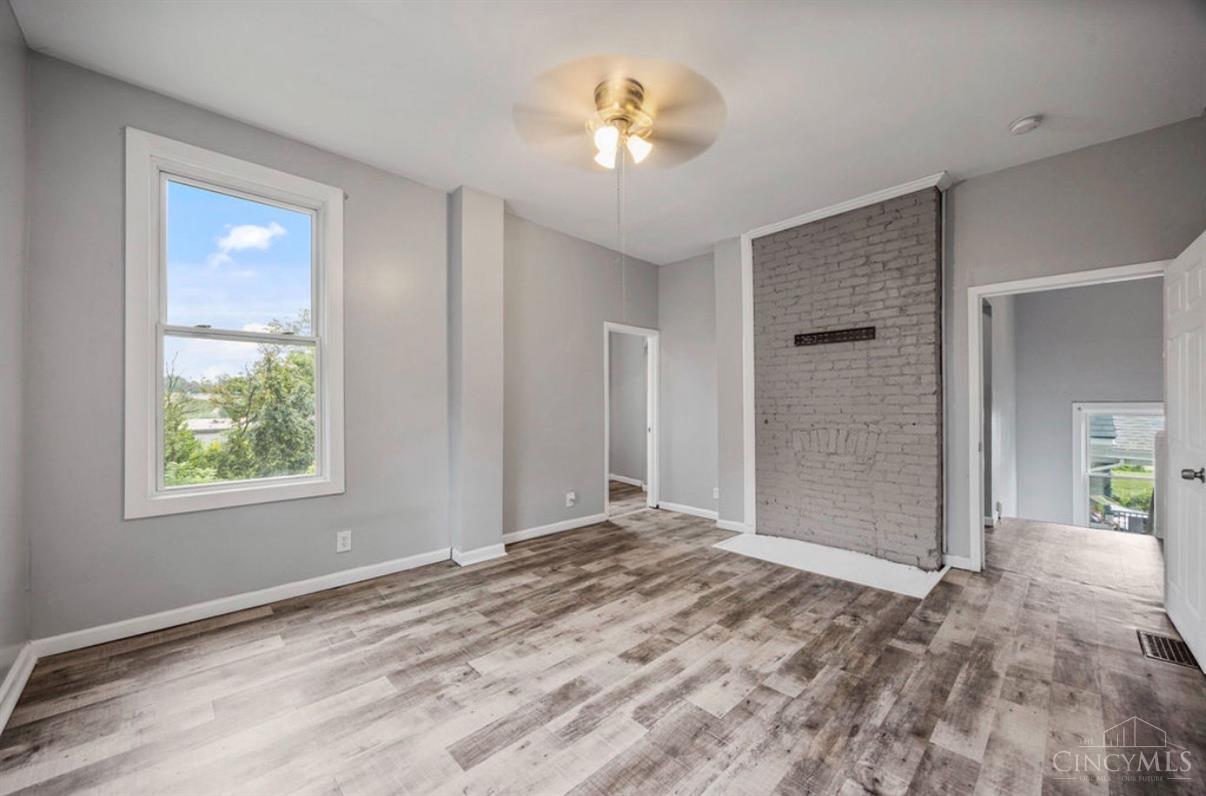 839 Ridgeway Avenue Cincinnati, OH 45229 - Photo 12 of 34 Gallery Image 12