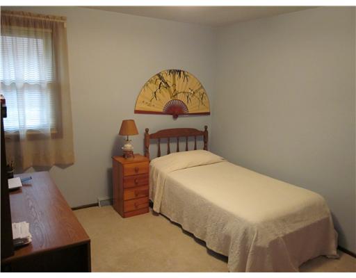 65 Spring Valley Drive Washington, PA 15301 - Photo 7 of 11 Bedroom.