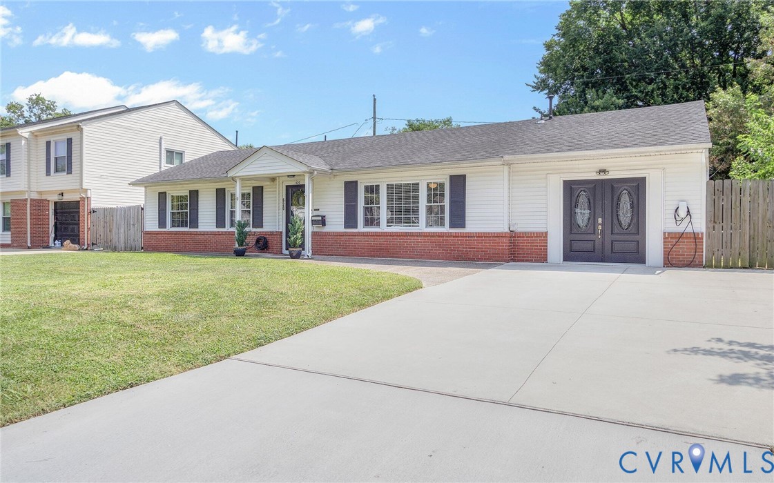 620 Minute Men Road Virginia Beach, VA 23462 - Photo 2 of 31