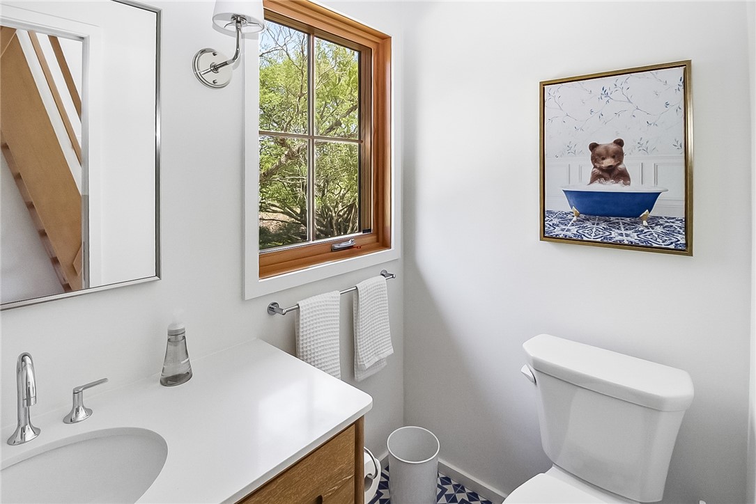 10 Wyndham Hill Road, Unit ADU Middletown, RI 02842 - Photo 12 of 21 Full Bathroom