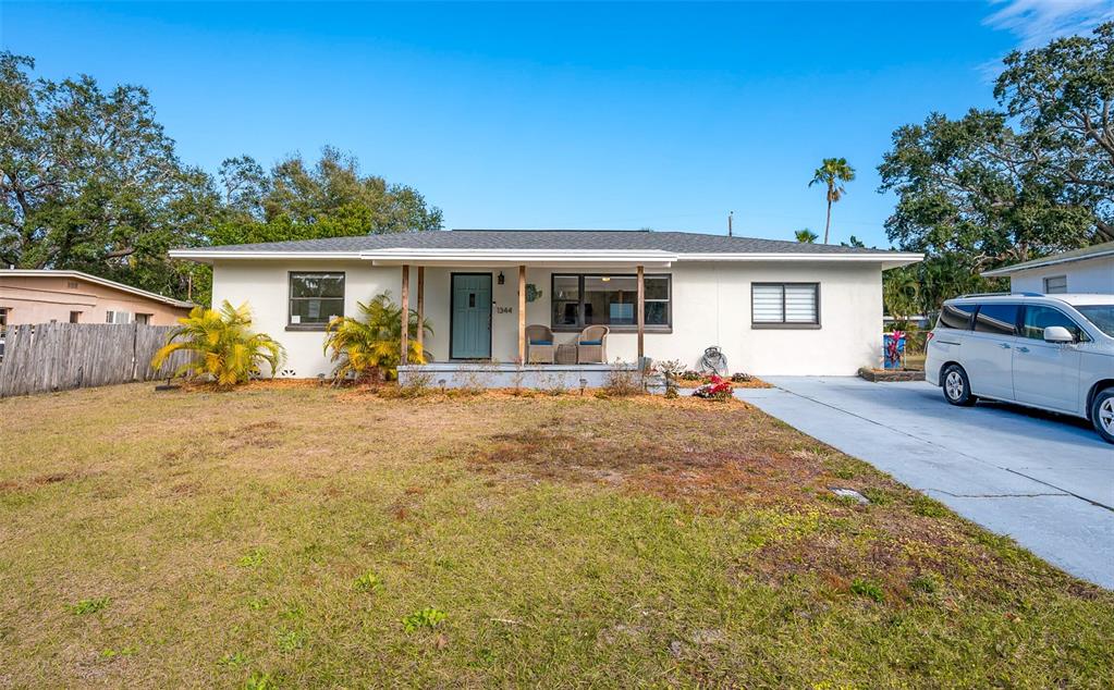1344 Springdale Street Clearwater, FL 33755 - Photo 2 of 28 Gallery Image 2