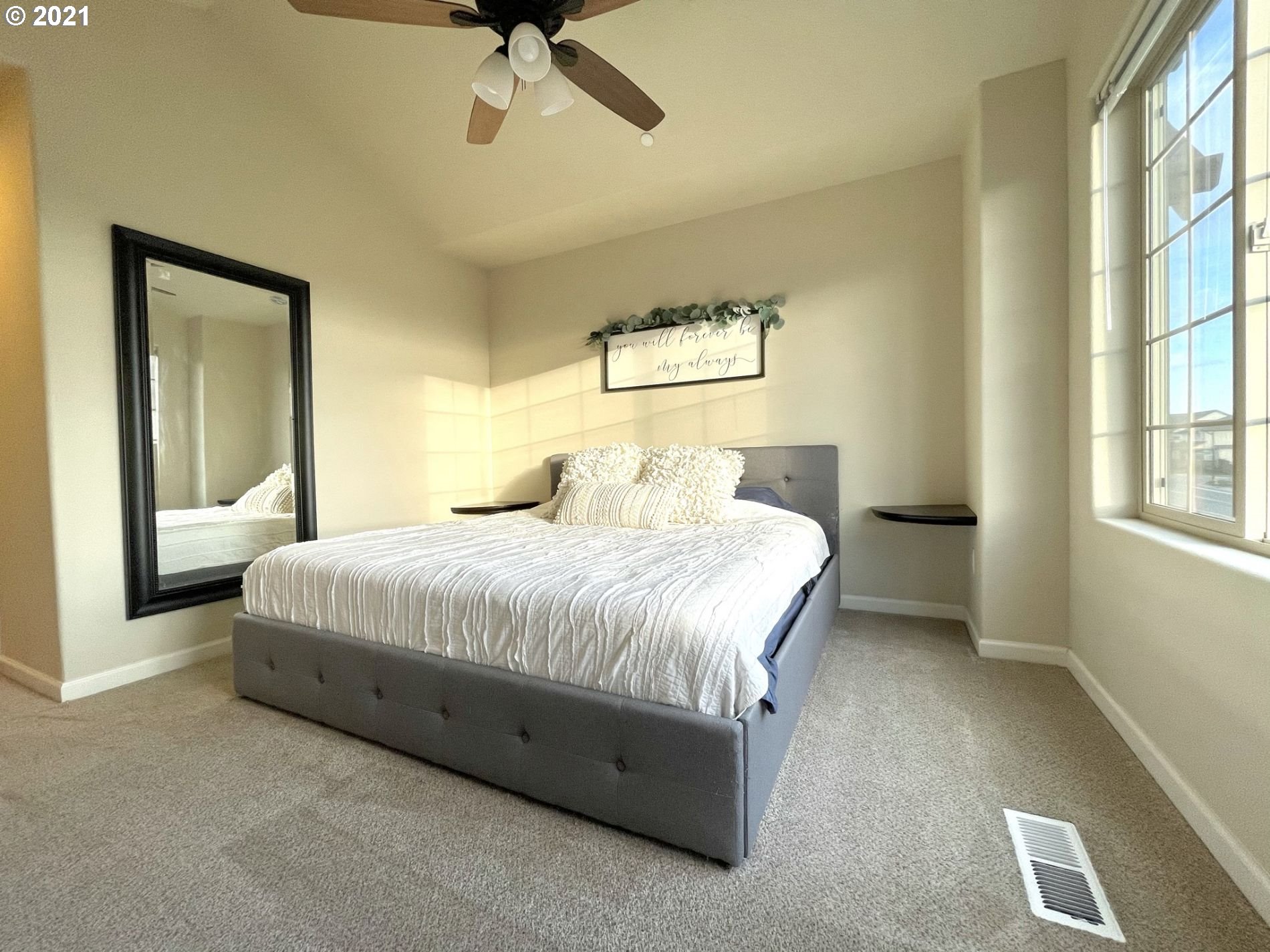 14947 Northwest Shackelford Road Portland, OR 97229 - Photo 14 of 16 Gallery Image 14