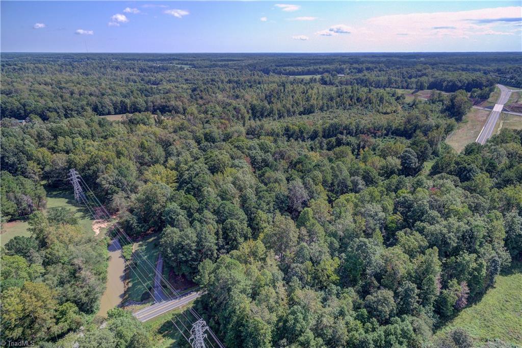 5366 A Bunch Road Summerfield, NC 27358 - Photo 5 of 19 Gallery Image 5