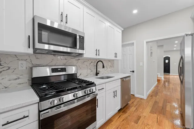 $819,000 | 128-05 116th Avenue | South Ozone Park