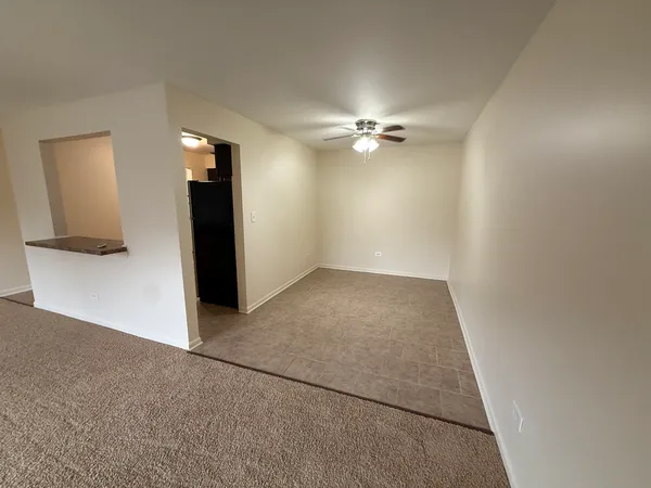 $2,400 | 110 North Kenilworth Avenue, Unit 1B, Oak Park, IL 60301