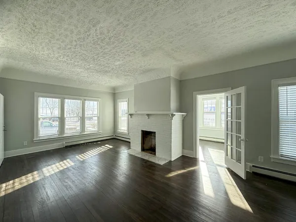 $2,300 | 36465 Main Street, Unit LOWR, New Baltimore, MI 48047