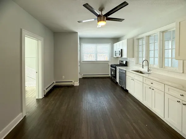 $2,300 | 36465 Main Street, Unit LOWR, New Baltimore, MI 48047