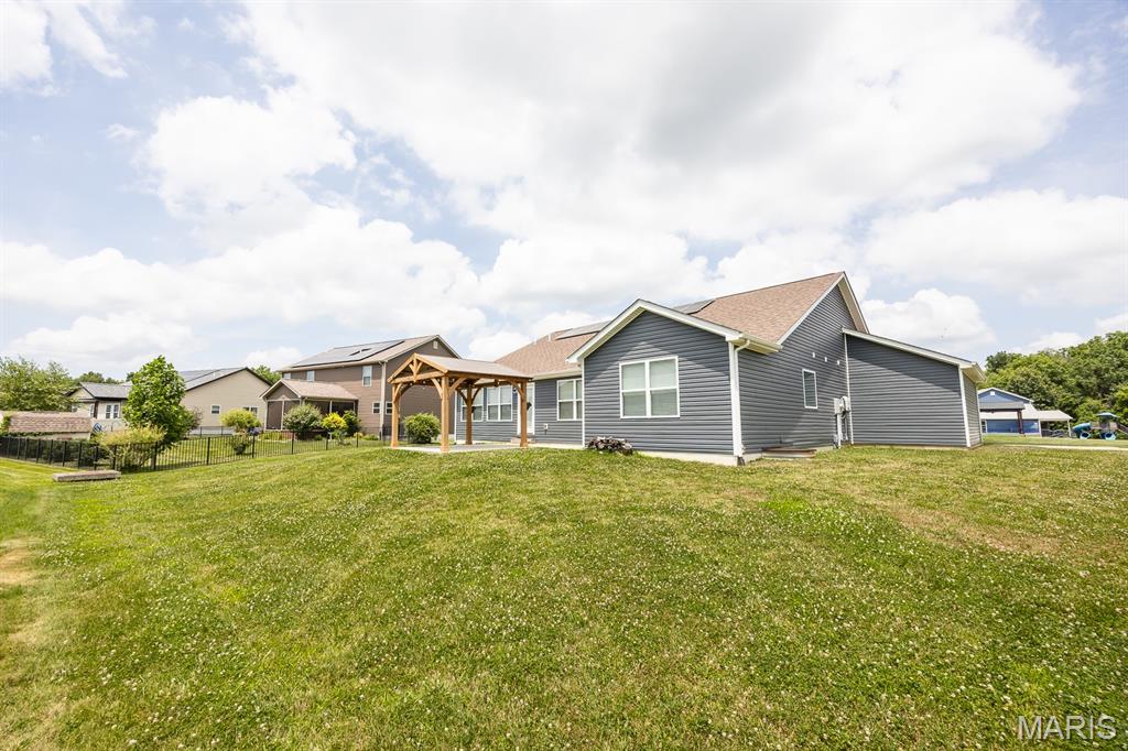 2658 London Lane Shiloh, IL 62221 - Photo 7 of 9