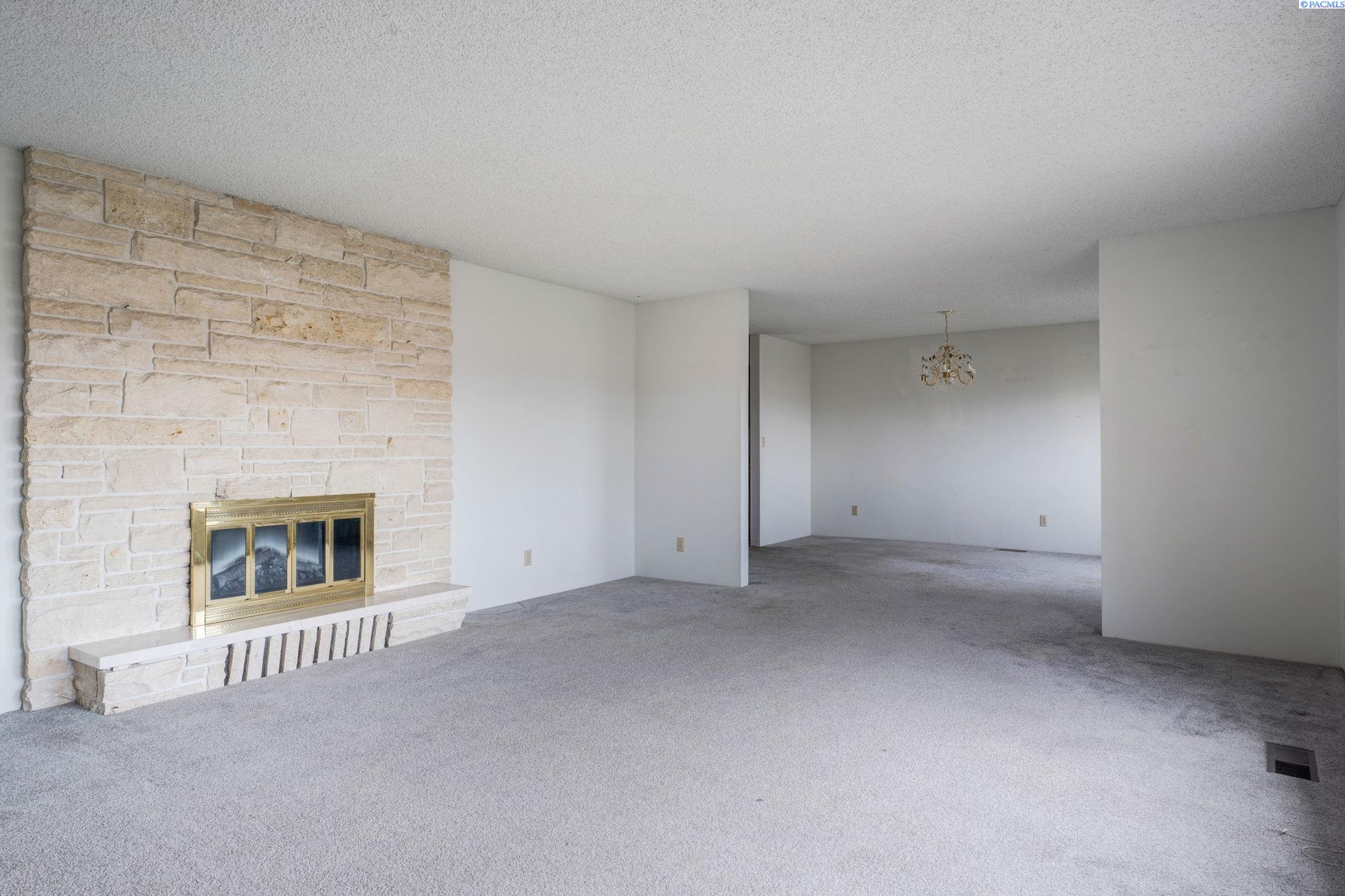 23503 East Ruppert Road Benton City, WA 99320 - Photo 6 of 31 Gallery Image 6