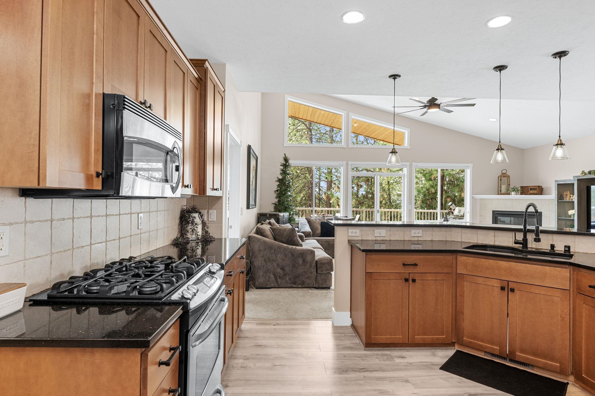 3515 West Excell Lane Spokane, WA 99208 - Photo 12 of 50