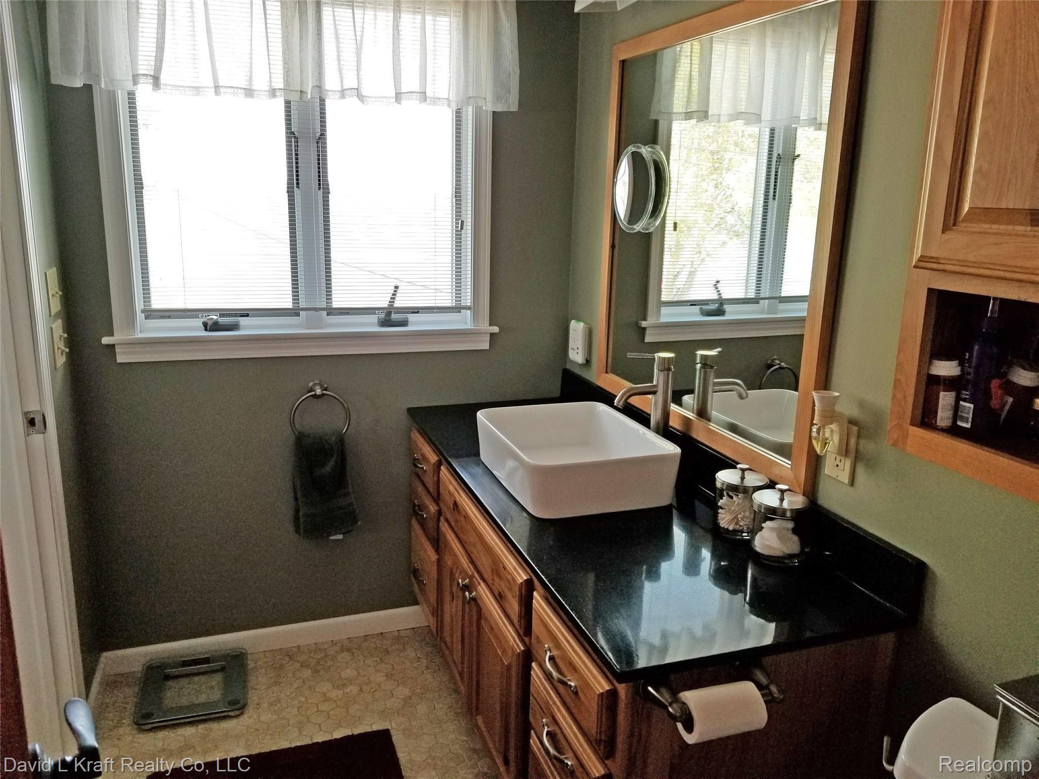 7586 Port Austin Road Pigeon, MI 48755 - Photo 14 of 24 7586PtAustinBath.jpg