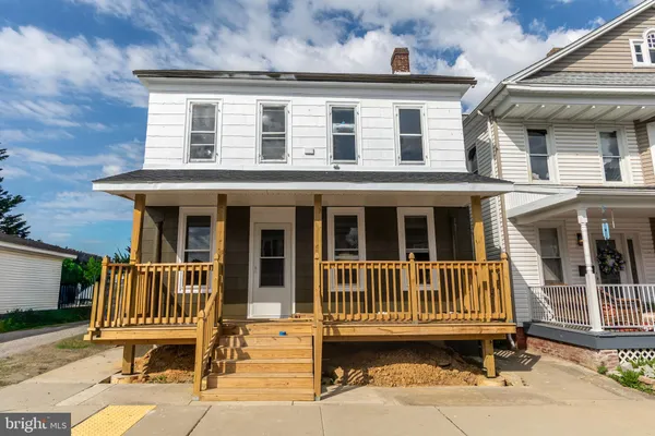 $299,000 | 229 2nd Avenue, Hanover, PA 17331