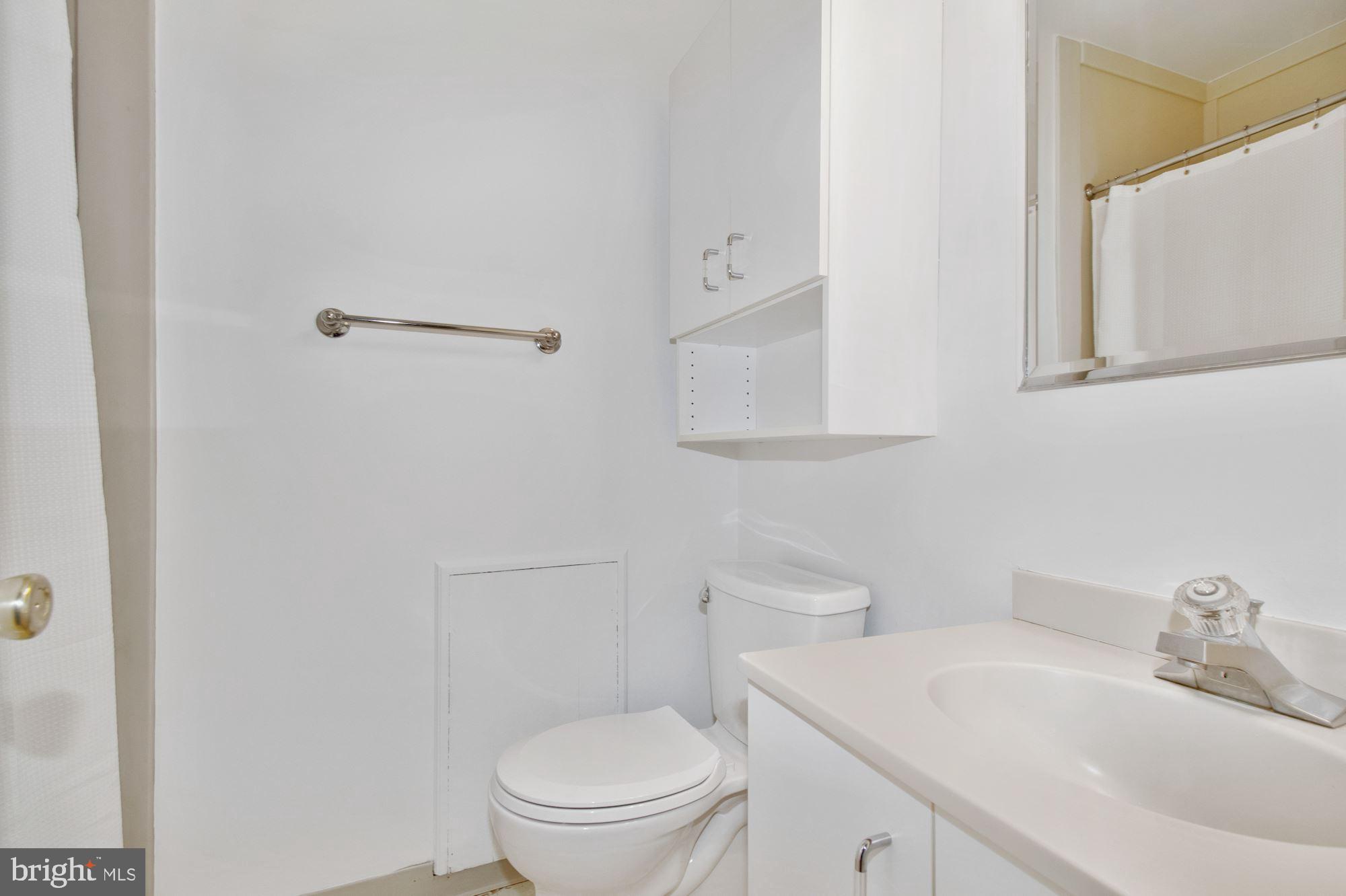 9414 Old Georgetown Road Bethesda, MD 20817 - Photo 23 of 31