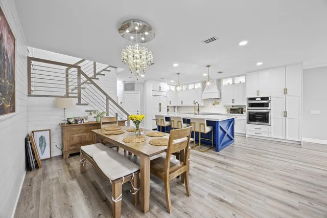 $749,900 | 6822 Via Regina, Boca Raton, FL 33433