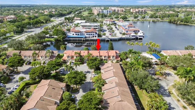 $749,900 | 6822 Via Regina, Boca Raton, FL 33433