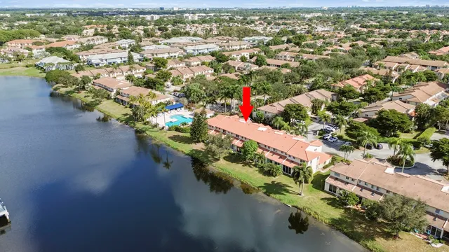 $749,900 | 6822 Via Regina, Boca Raton, FL 33433