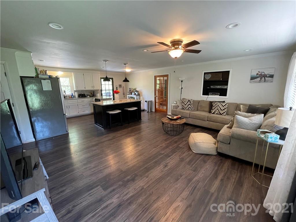1581 Conley Road Morganton, NC 28655 - Photo 9 of 26 Gallery Image 9