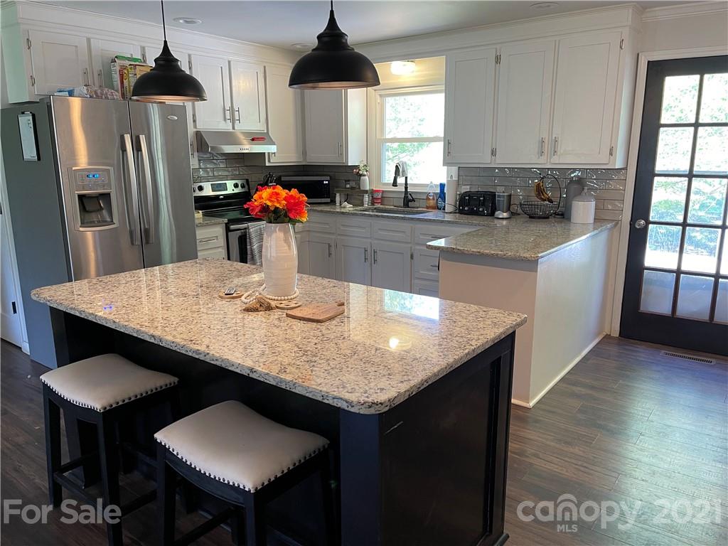 1581 Conley Road Morganton, NC 28655 - Photo 10 of 26 Gallery Image 10