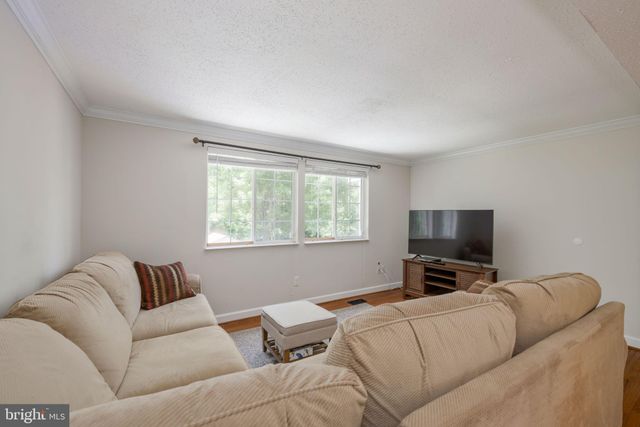 $506,000 | 6848 Heatherway Court, Alexandria, VA 22315