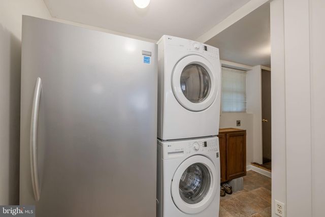 $506,000 | 6848 Heatherway Court, Alexandria, VA 22315