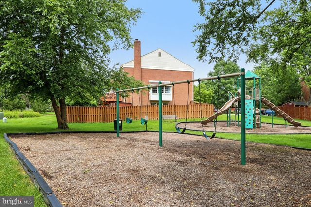 $506,000 | 6848 Heatherway Court, Alexandria, VA 22315