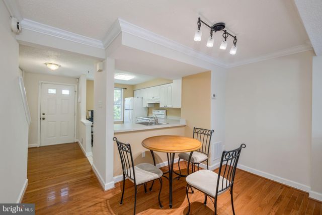 $506,000 | 6848 Heatherway Court, Alexandria, VA 22315