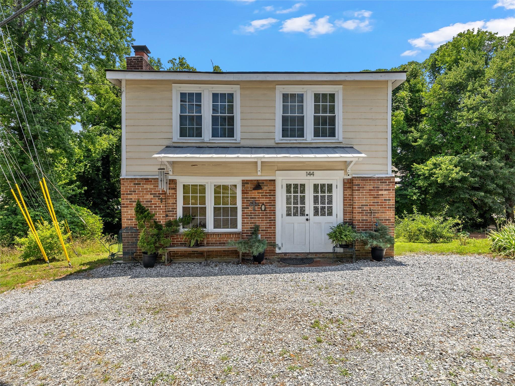 144 East Howard Street Tryon, NC 28782 - Photo 1 of 44