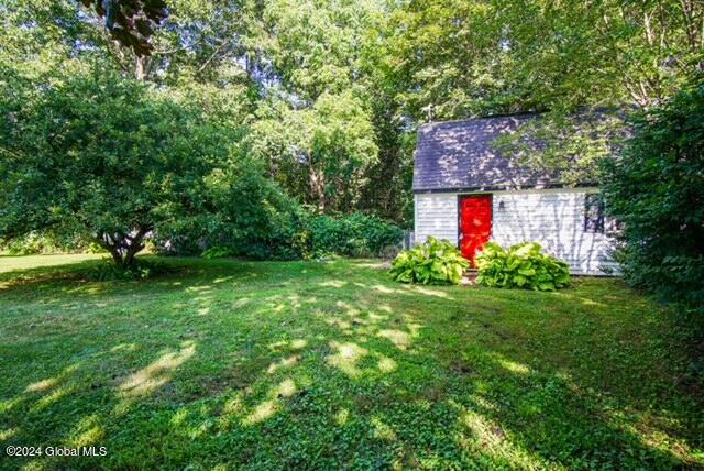 1433 Midline Road Amsterdam, NY 12010 - Photo 3 of 22 image2 (3)
