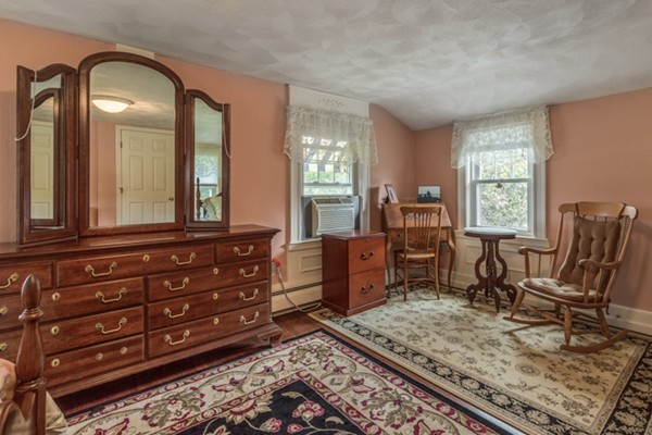 4 Munro Circle Tewksbury, MA 01876 - Photo 17 of 27