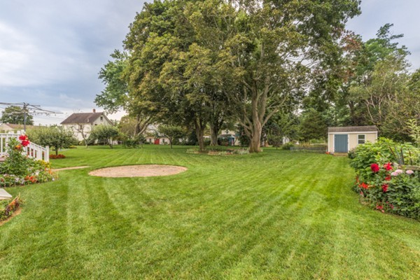 4 Munro Circle Tewksbury, MA 01876 - Photo 23 of 27