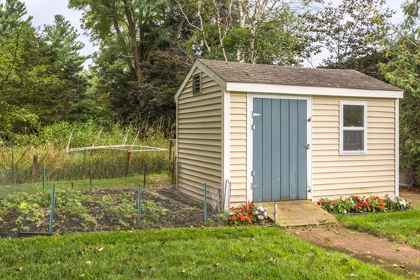 4 Munro Circle Tewksbury, MA 01876 - Photo 24 of 27