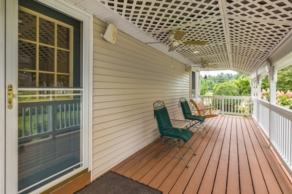 4 Munro Circle Tewksbury, MA 01876 - Photo 4 of 27